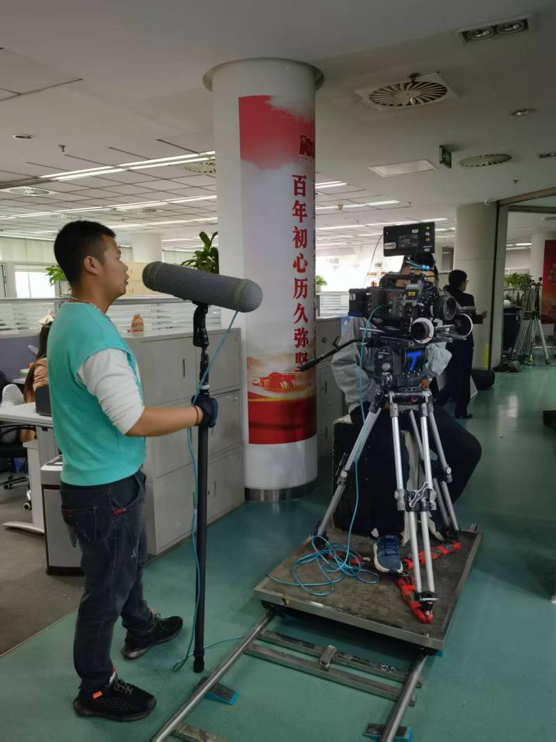 松北区广告片拍摄：用故事化表达传递品牌温度，拉近与用户的距离！