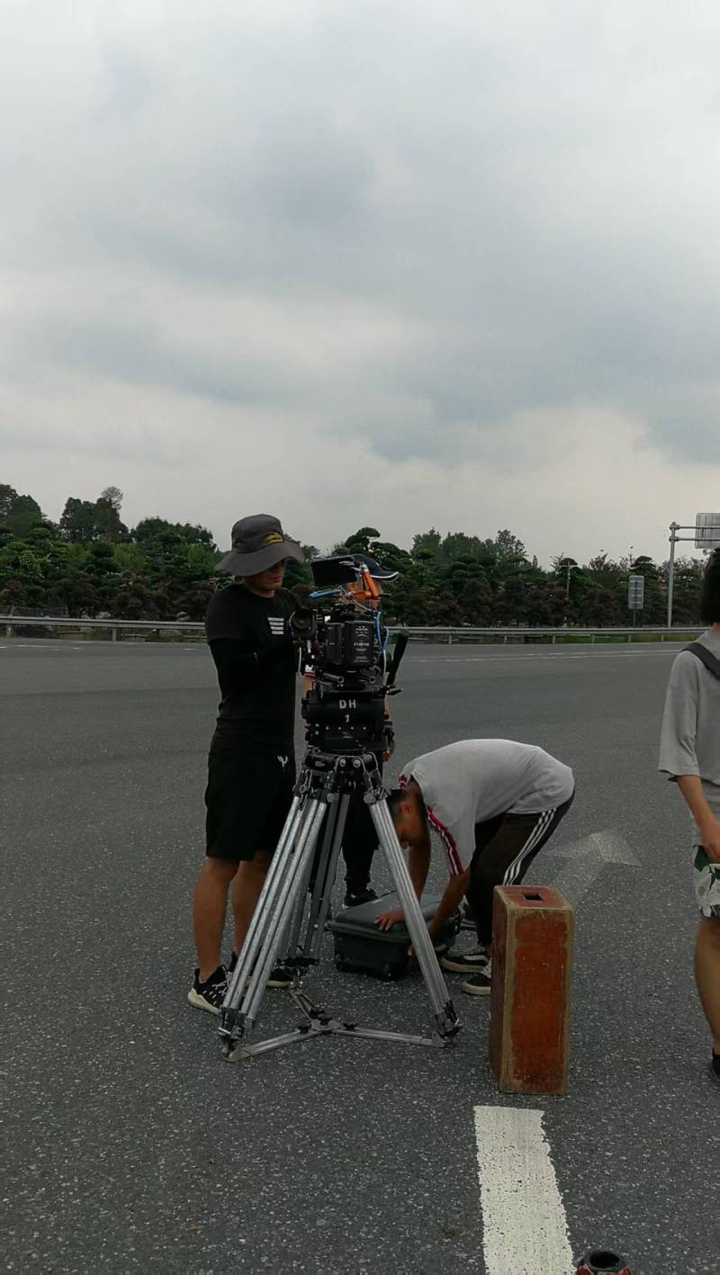 松北区TVC拍摄公司：唤醒集体记忆，构建跨代际沟通桥梁